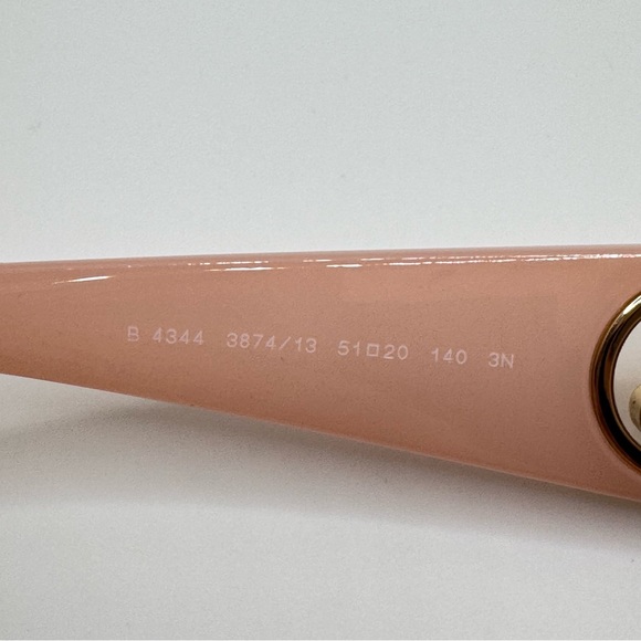 Burberry - translucent pink/nude square frame sunglasses 51-20-140- NWT - Picture 6 of 15